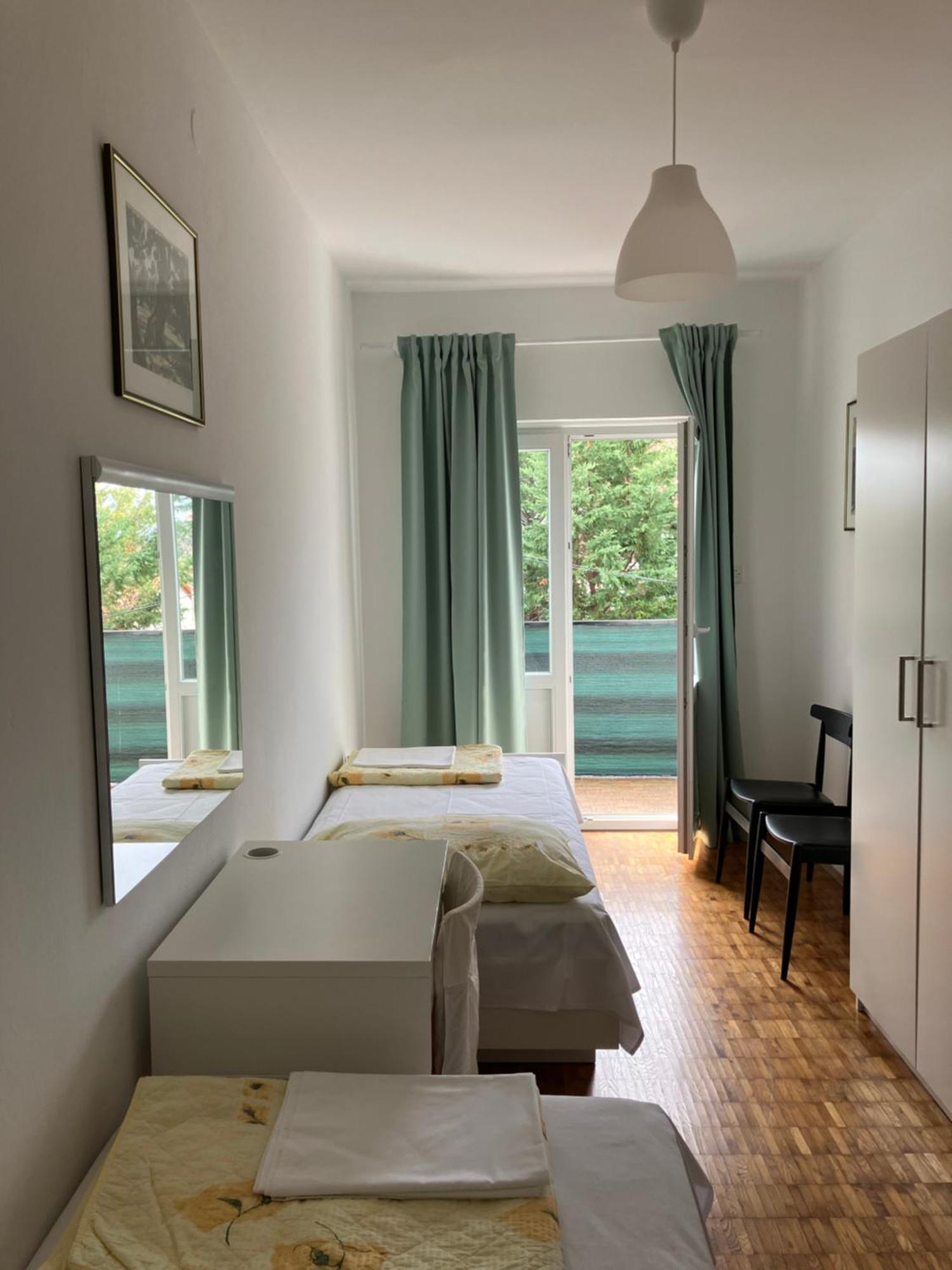 Apartment Majda Rab Town Bagian luar foto